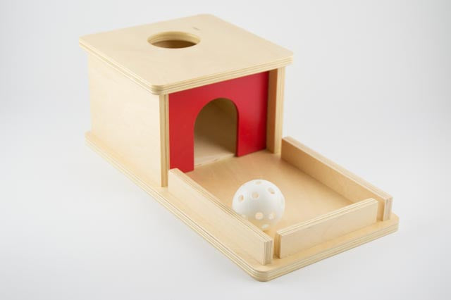 Plocka-i-låda med bricka och boll