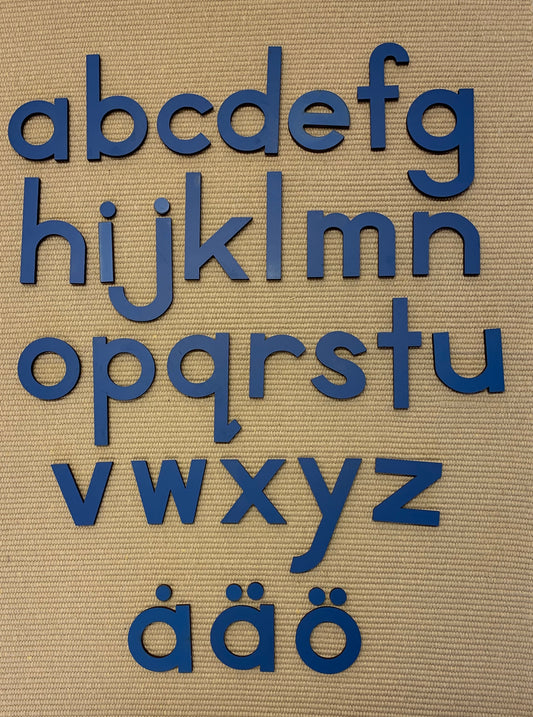Stora rörliga alfabetet i trä, blå gemener