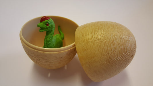Brachiosaurus cub + egg