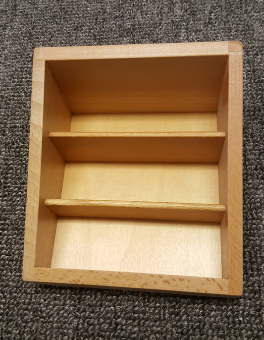 Trälåda för tre- eller fyrdelade kort 10.5 x 11.5 cm