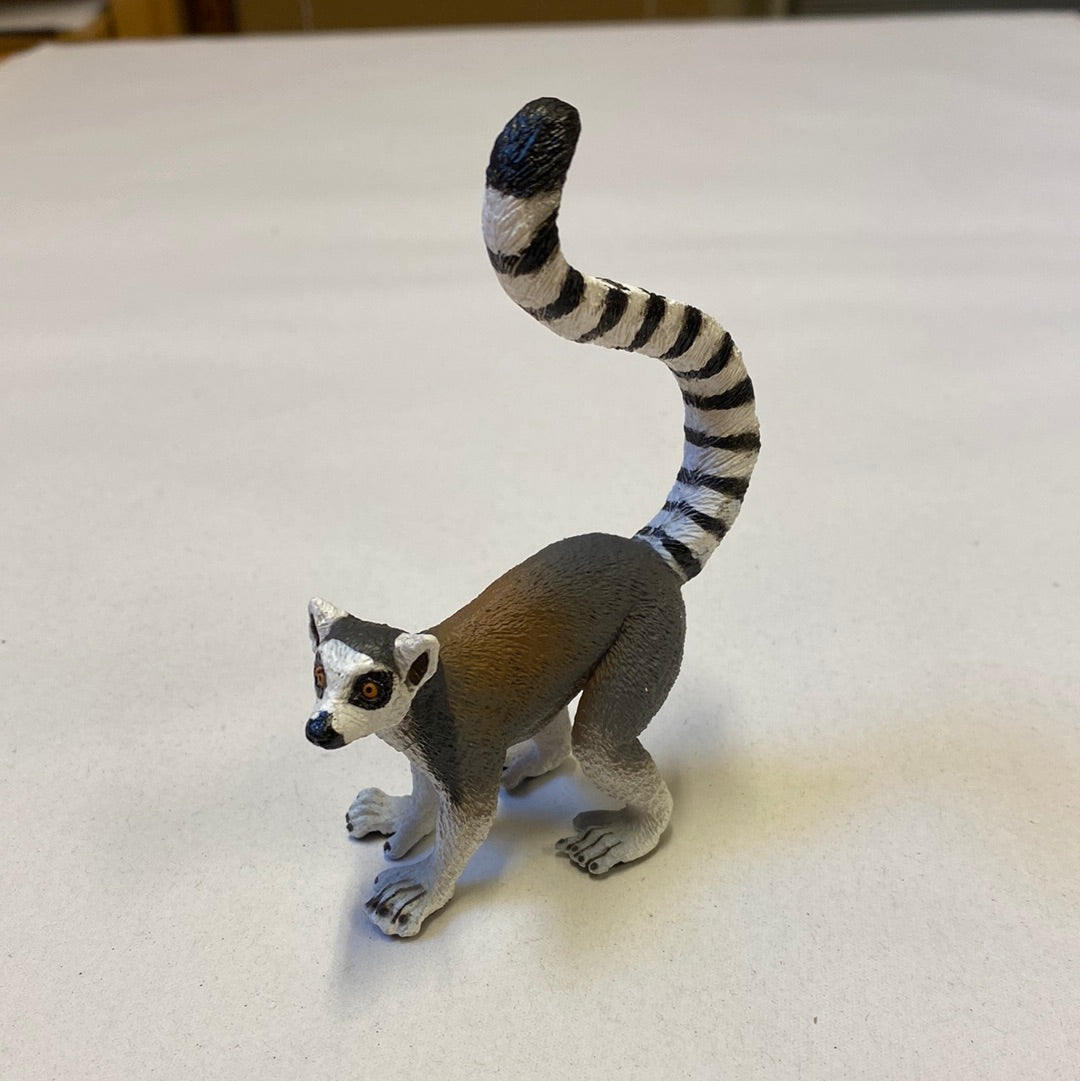 Lemur 7.5 x 10 cm